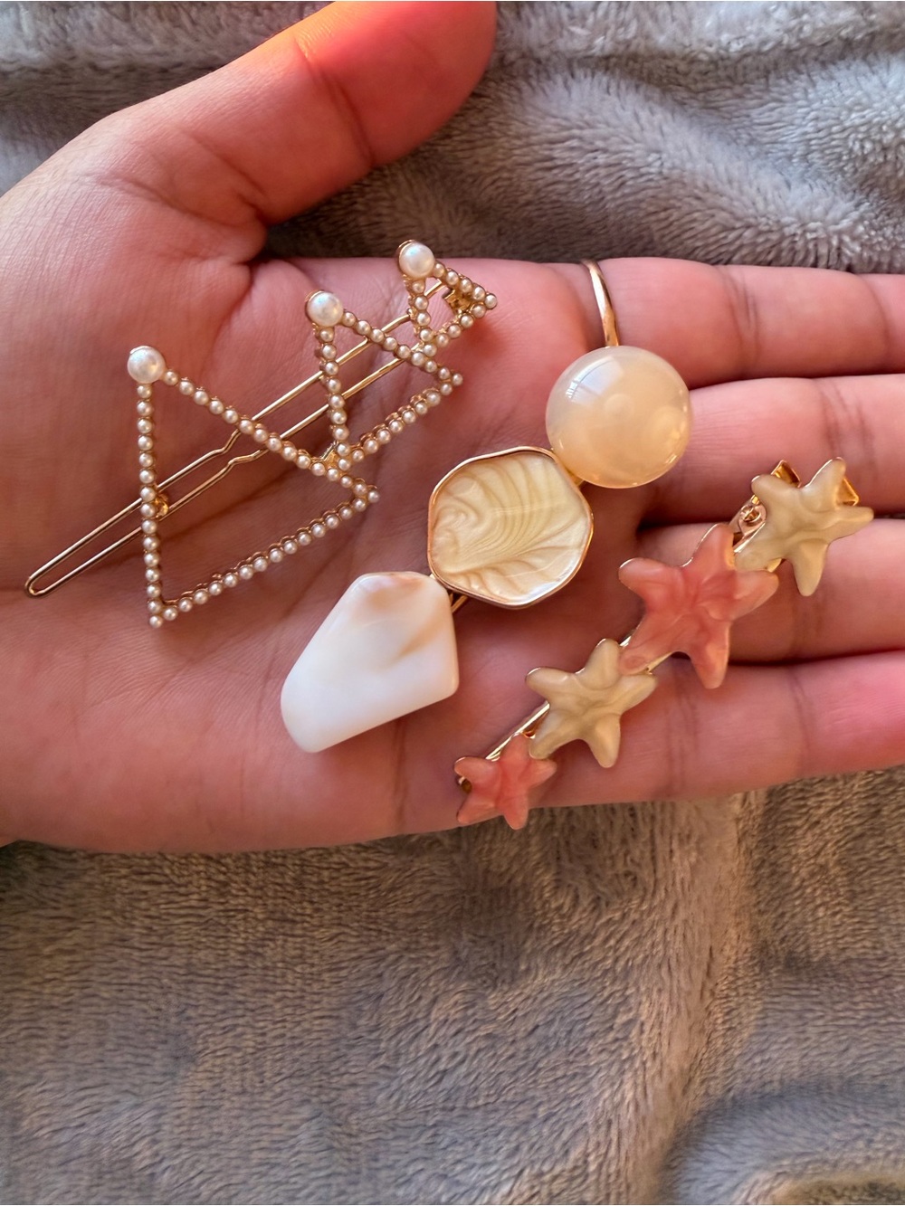 🥭2 for $8 Pearl Triangle & Shell Hair Clip Set 3pcs
